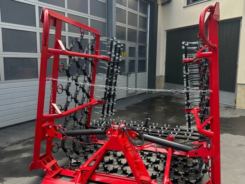 Stekro Wiesenschleppe 6 m breit mit Striegel