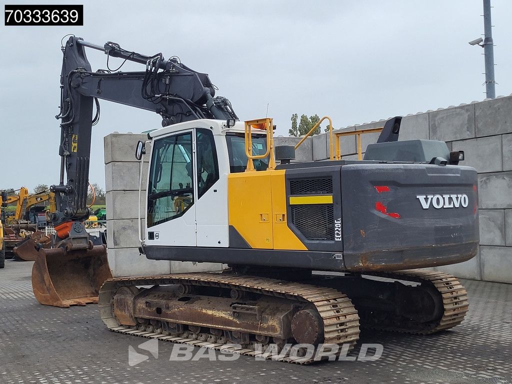 Volvo EC220 E L 3M Wide