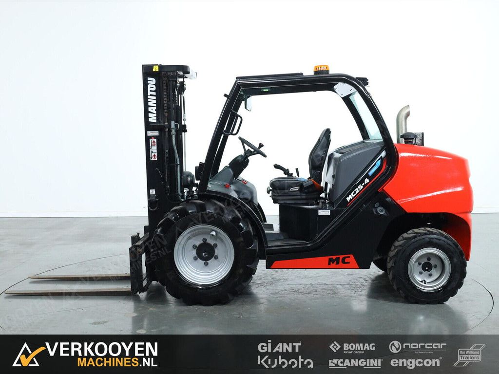 2023 Manitou MC25-4D Triplex FLT 37 VV1542