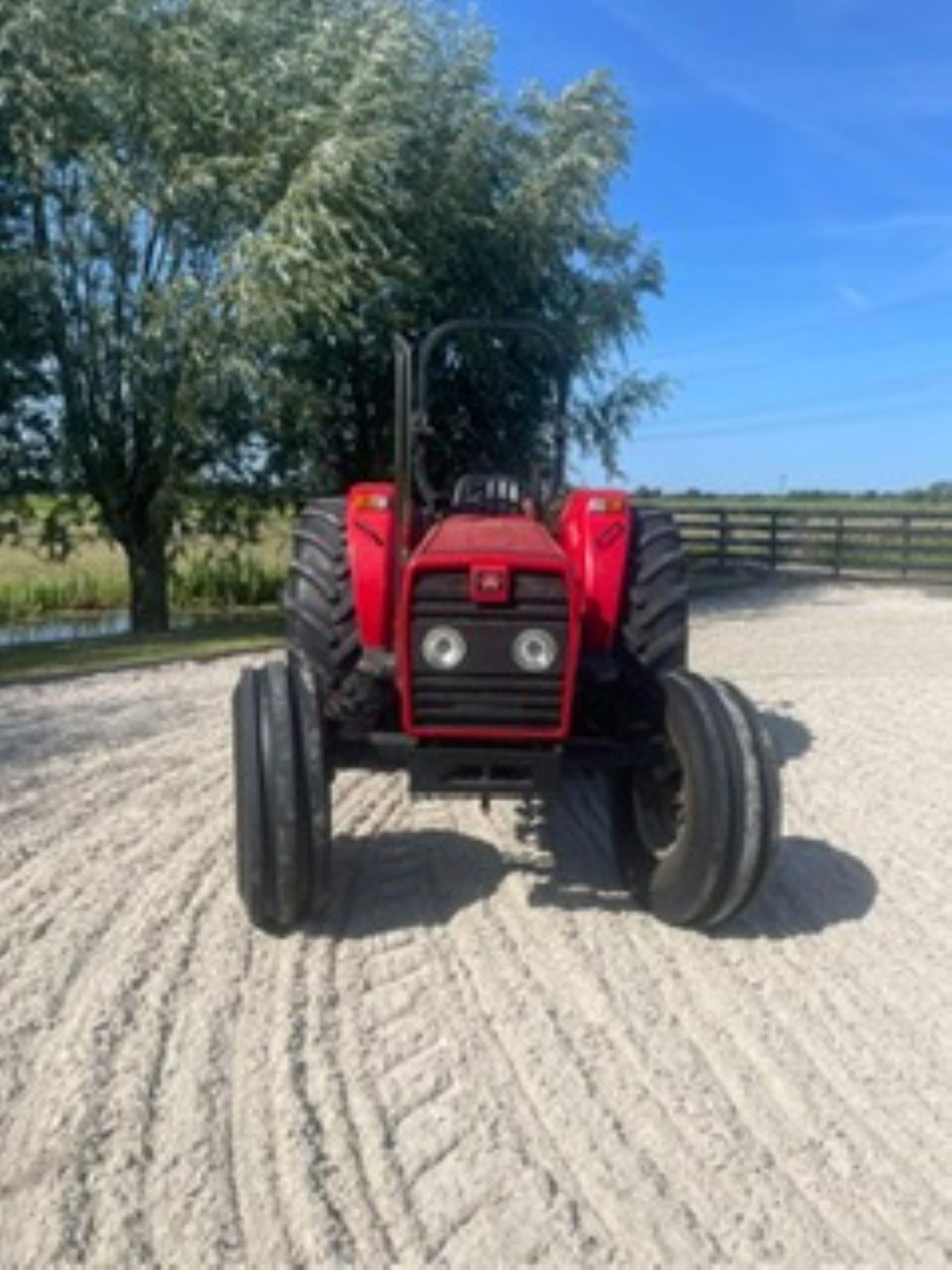 Massey Ferguson 410