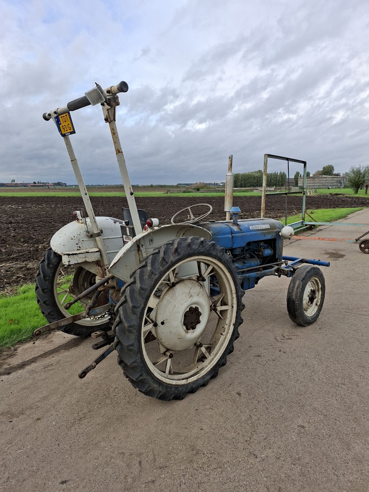 Ford dexta oldtimer trekker tractor