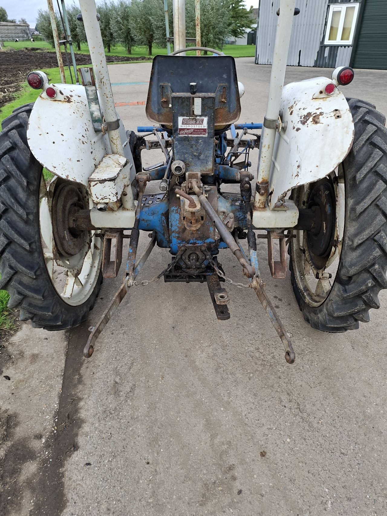 Ford dexta oldtimer trekker tractor