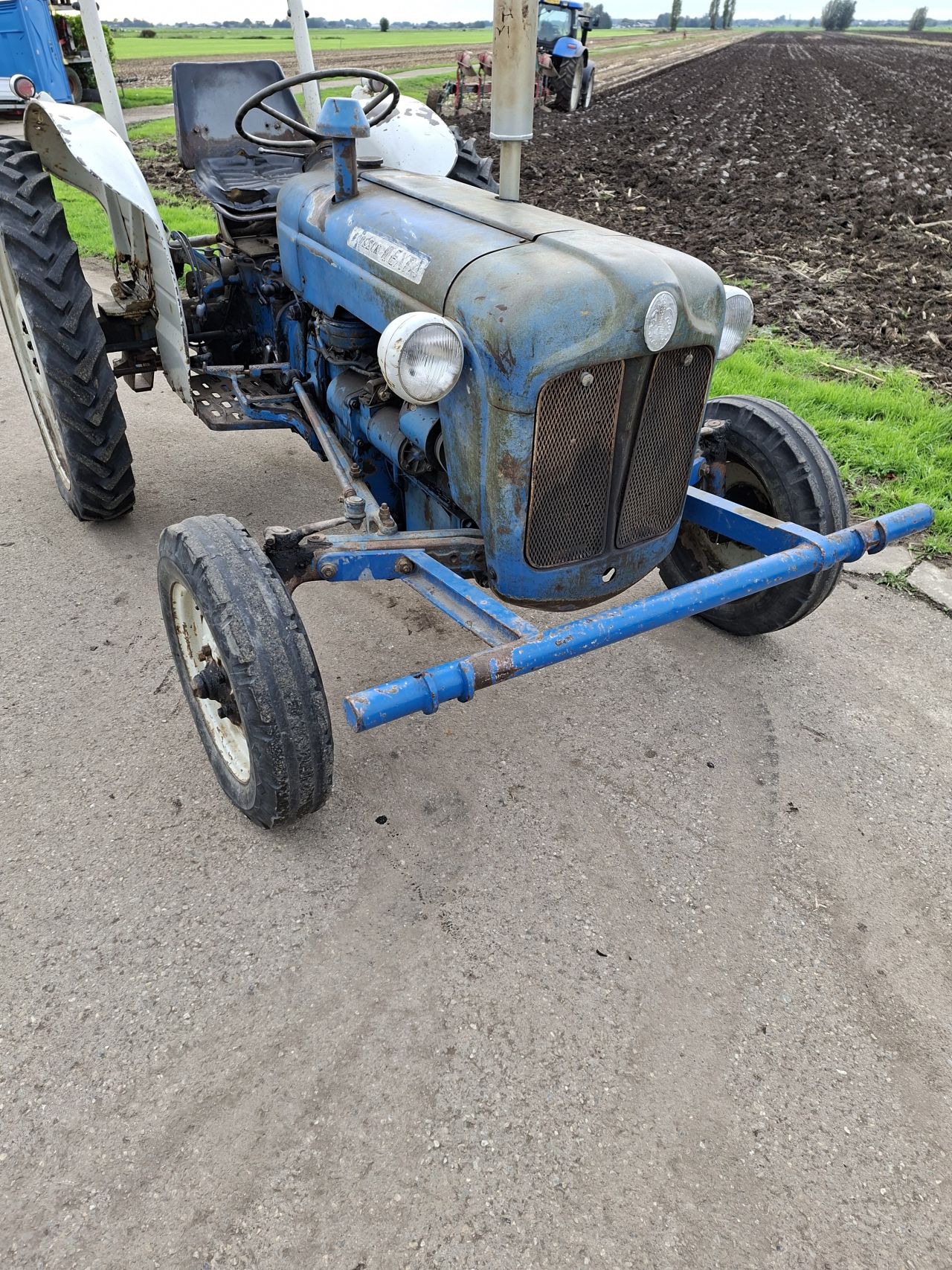 Ford dexta oldtimer trekker tractor