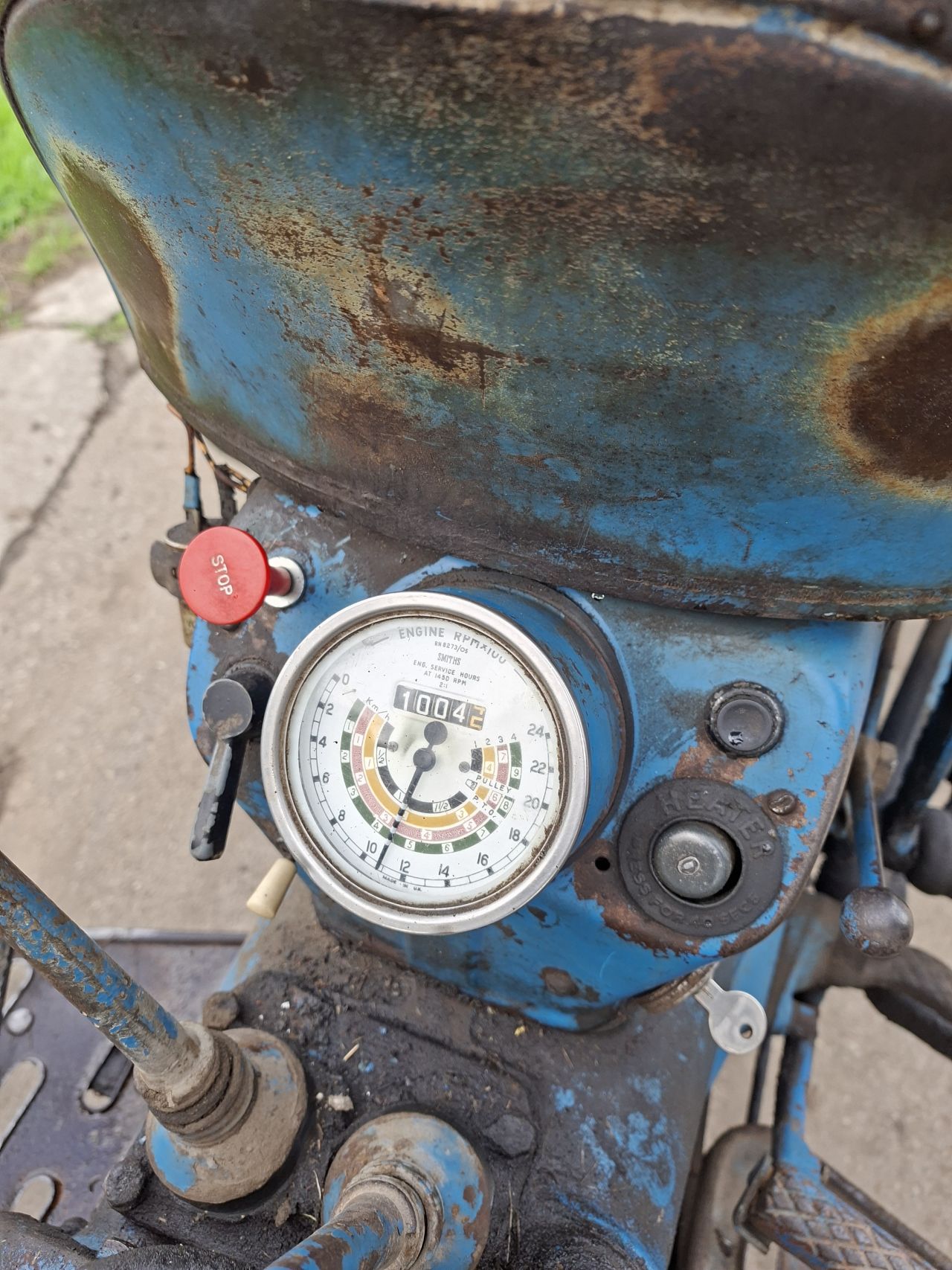 Ford dexta oldtimer trekker tractor