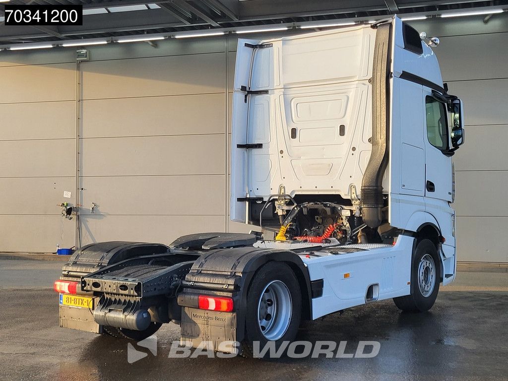 Mercedes Actros 1951 4X2 GigaSpace NL-Truck 2xTanks ACC Standklima