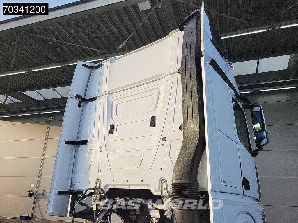 Mercedes Actros 1951 4X2 GigaSpace NL-Truck 2xTanks ACC Standklima