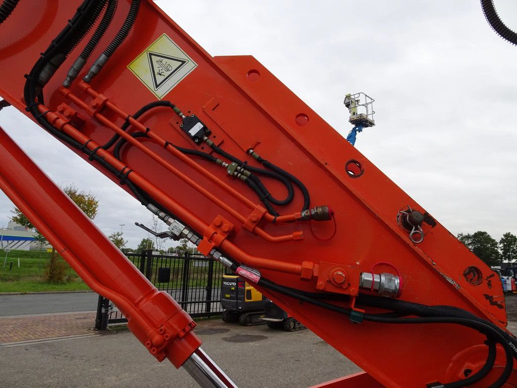 Hitachi ZX180LCN-5B ZX180