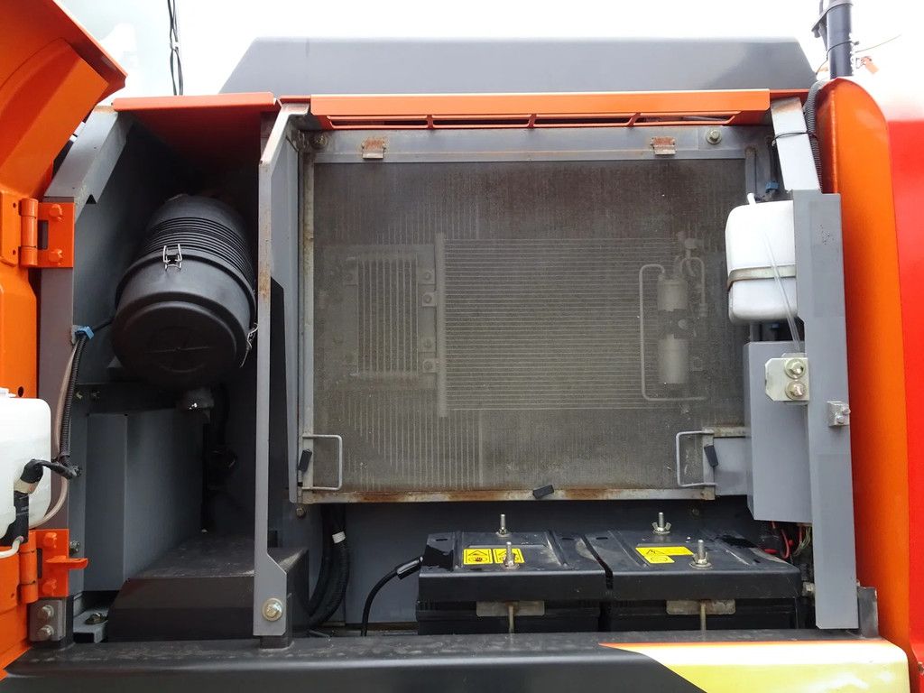 Hitachi ZX180LCN-5B ZX180