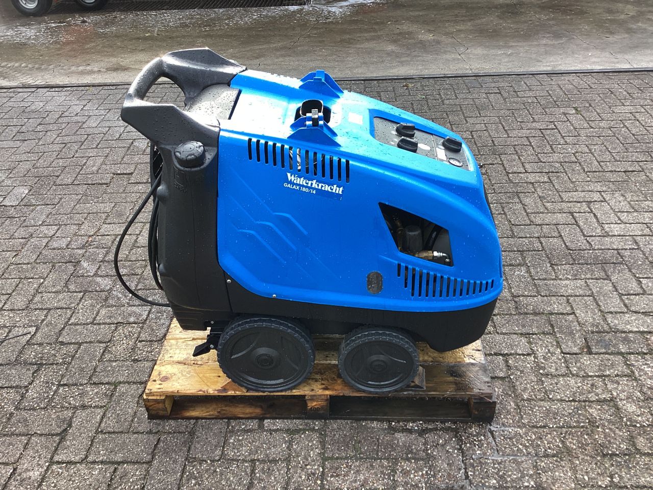 Waterkracht Galax 180/14 warmwaterreiniger