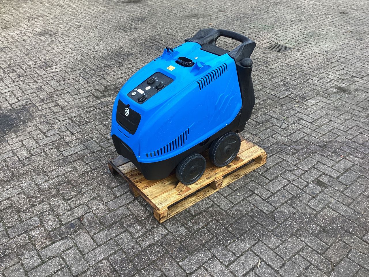 Waterkracht Galax 180/14 warmwaterreiniger