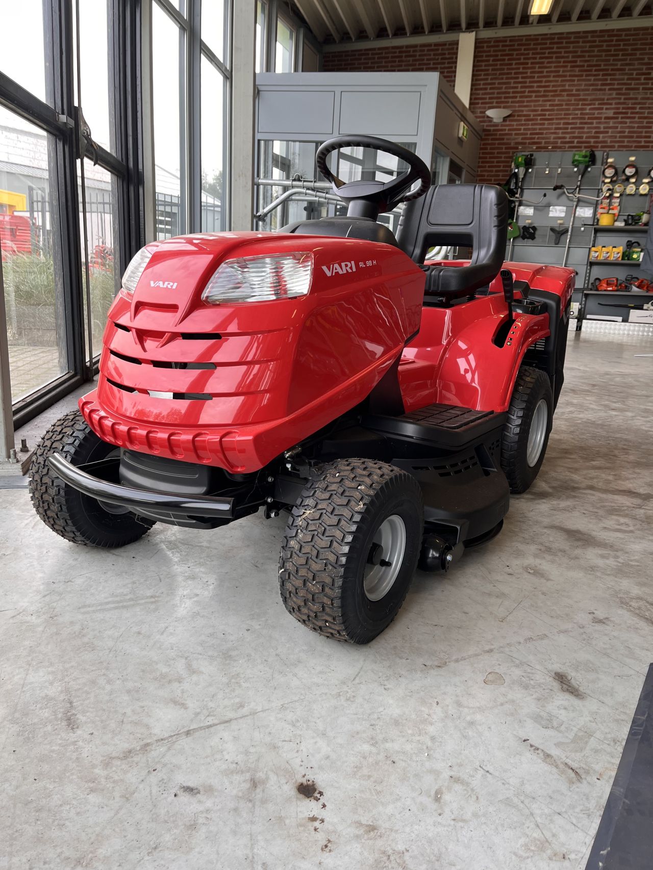 VARI RL 98 HYDRO Zitmaaier