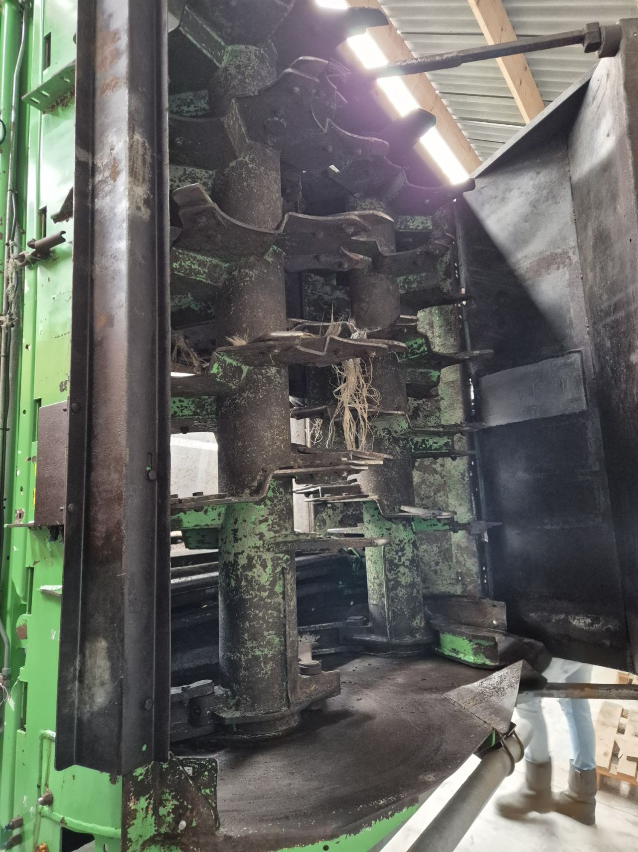 Joskin Tornado 5516/16v