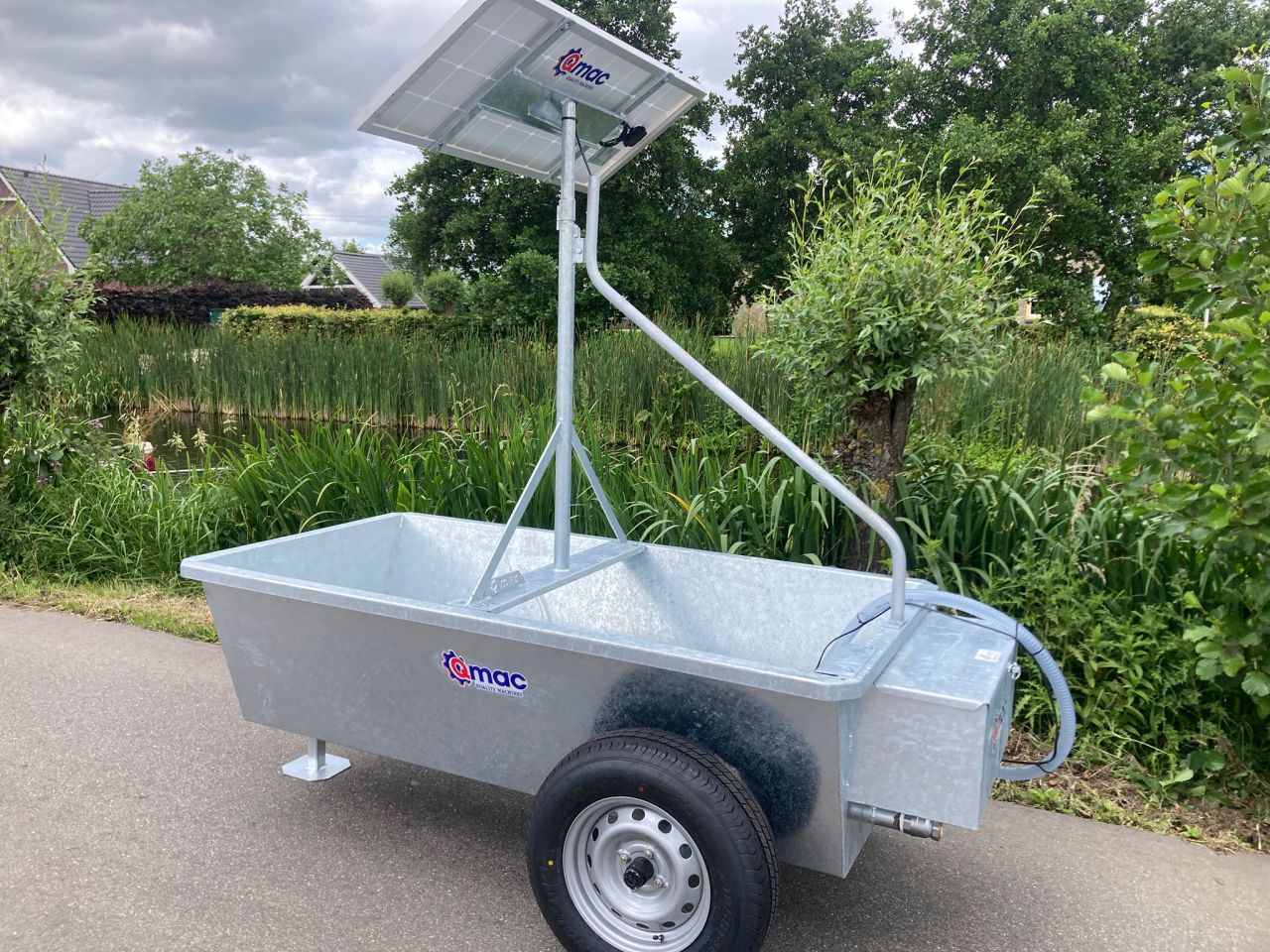 Qmac zonnedrinkbak 900 liter