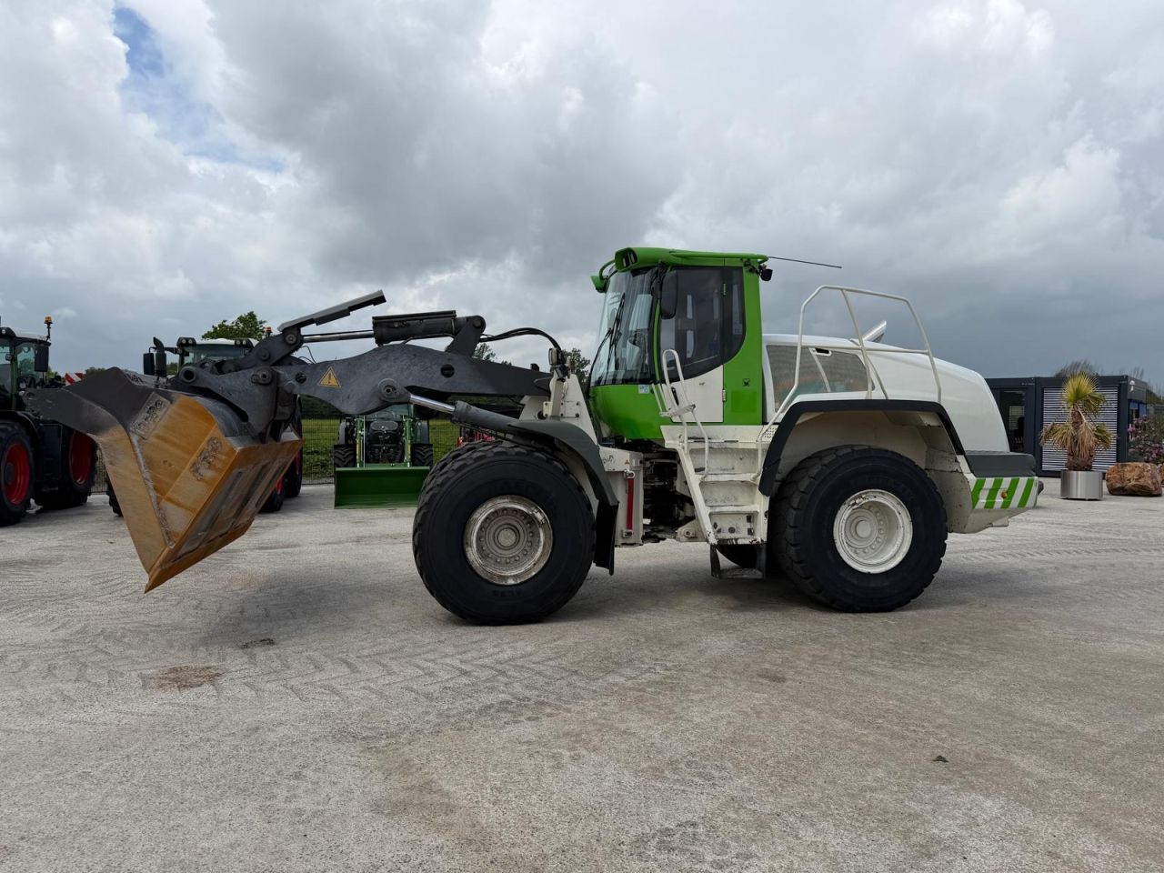 Liebherr L556 2 plus 2