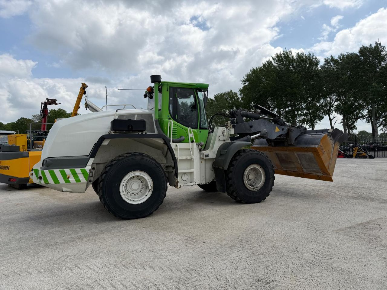 Liebherr L556 2 plus 2