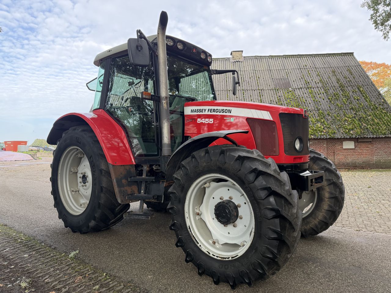 Massey Ferguson 5455 Dyna 4