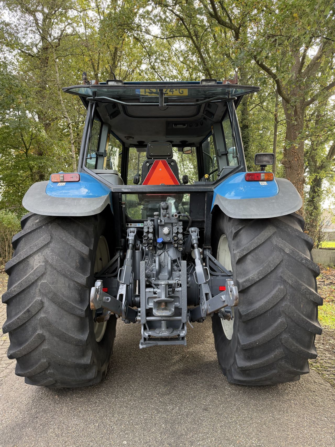 New Holland 8360