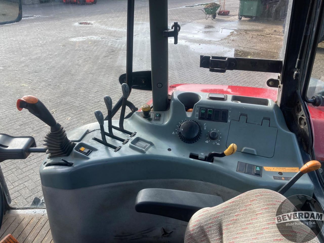 Case IH Maxxum MX 135