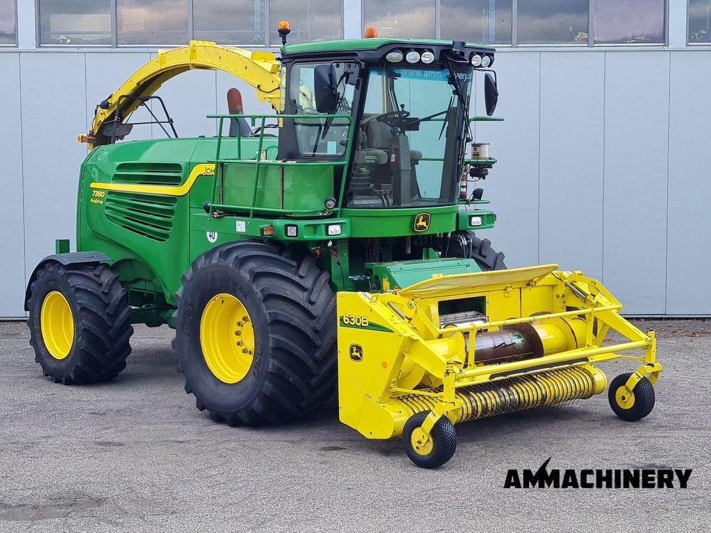 John Deere 7380