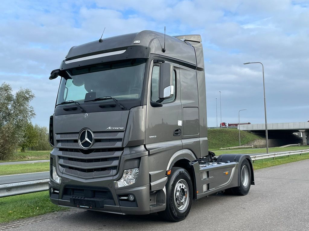 MercedesBenz ACTROS 1853 LS 4X2