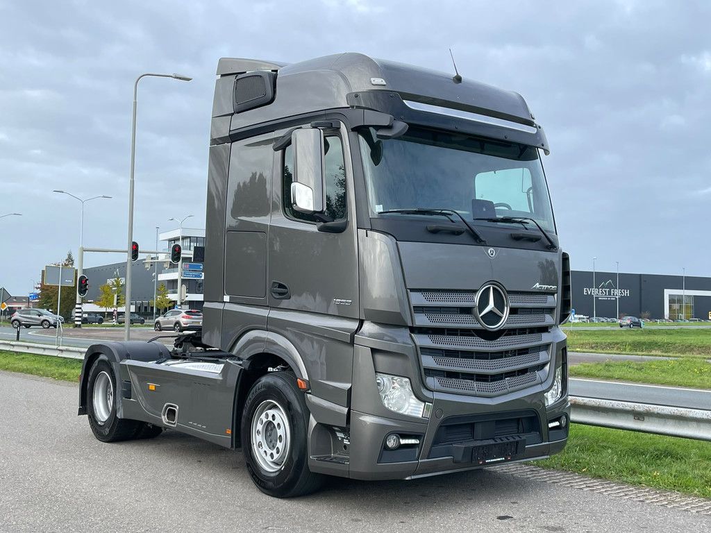 MercedesBenz ACTROS 1853 LS 4X2
