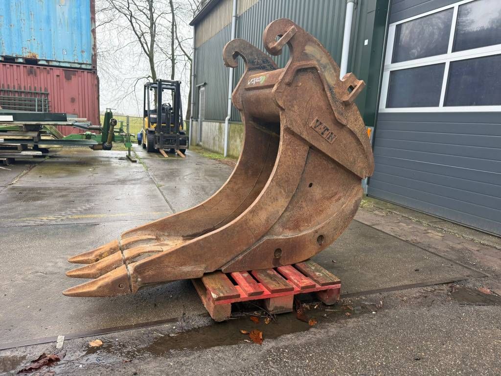 VTN Theeth bucket / rock bucket / tandenbak