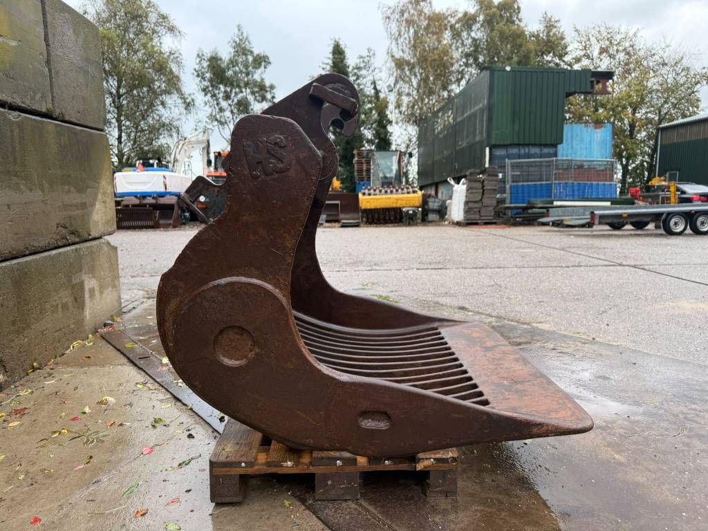 SAES CW30 skeleton bucket/ puinriek/ Sieblöffel 130cm wide