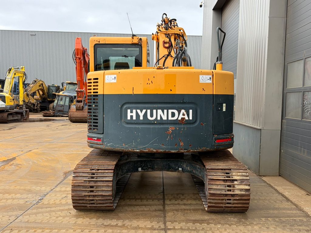 Hyundai R125LCR-9A