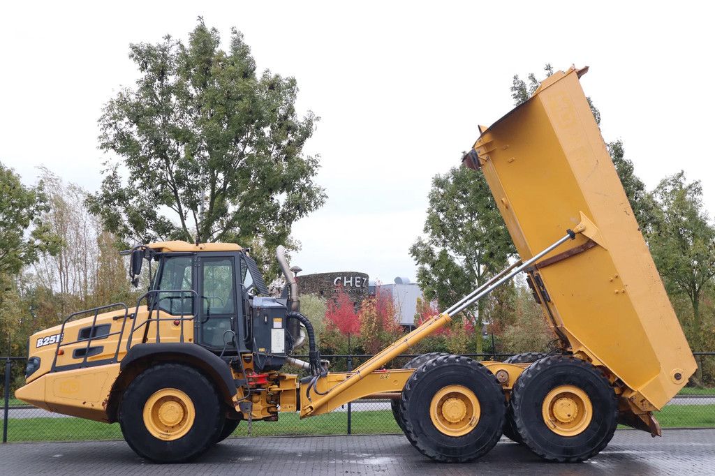 Bell B25E | 6X6 | HEATED BOX | CAMERA | CE & EPA