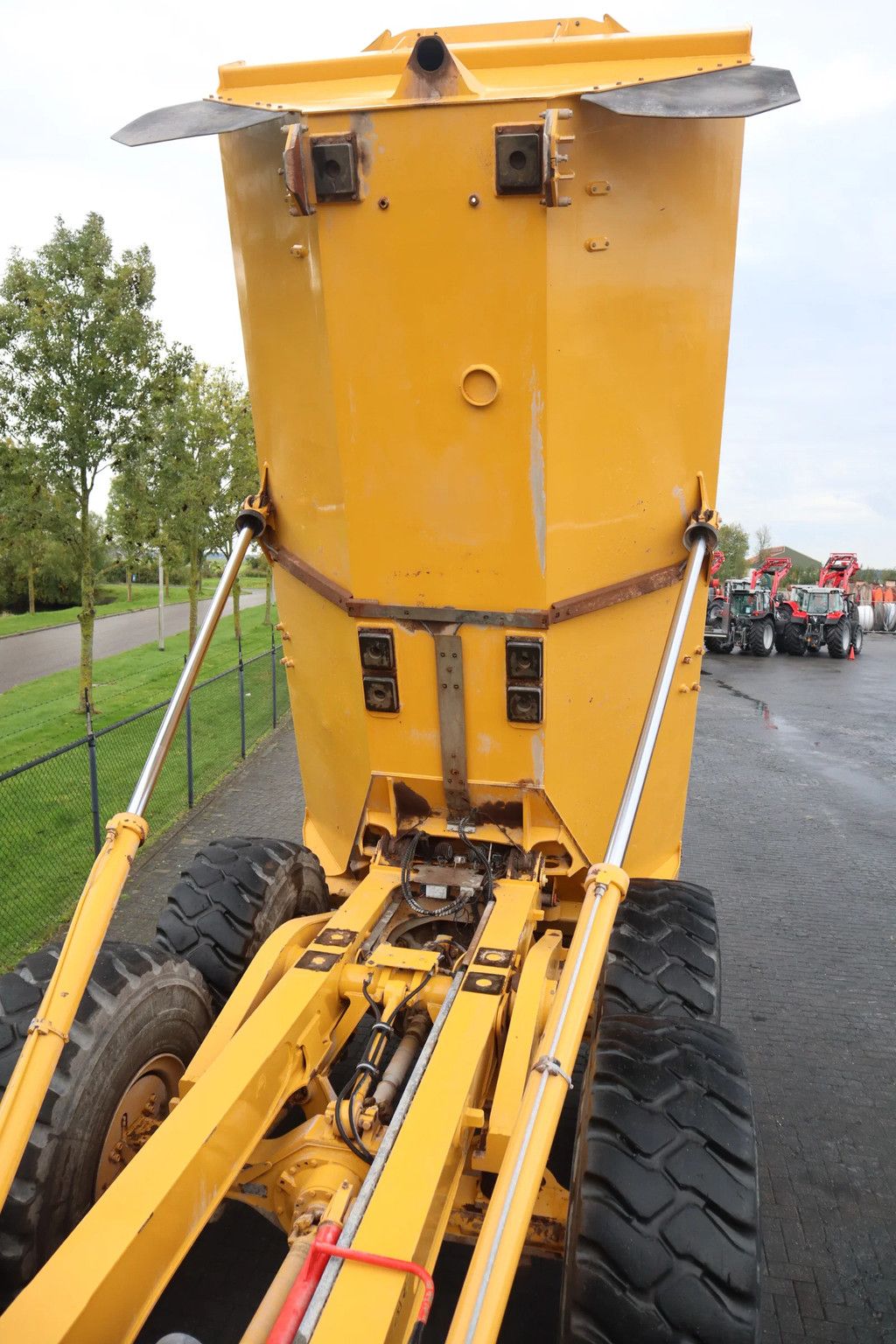 Bell B25E | 6X6 | HEATED BOX | CAMERA | CE & EPA