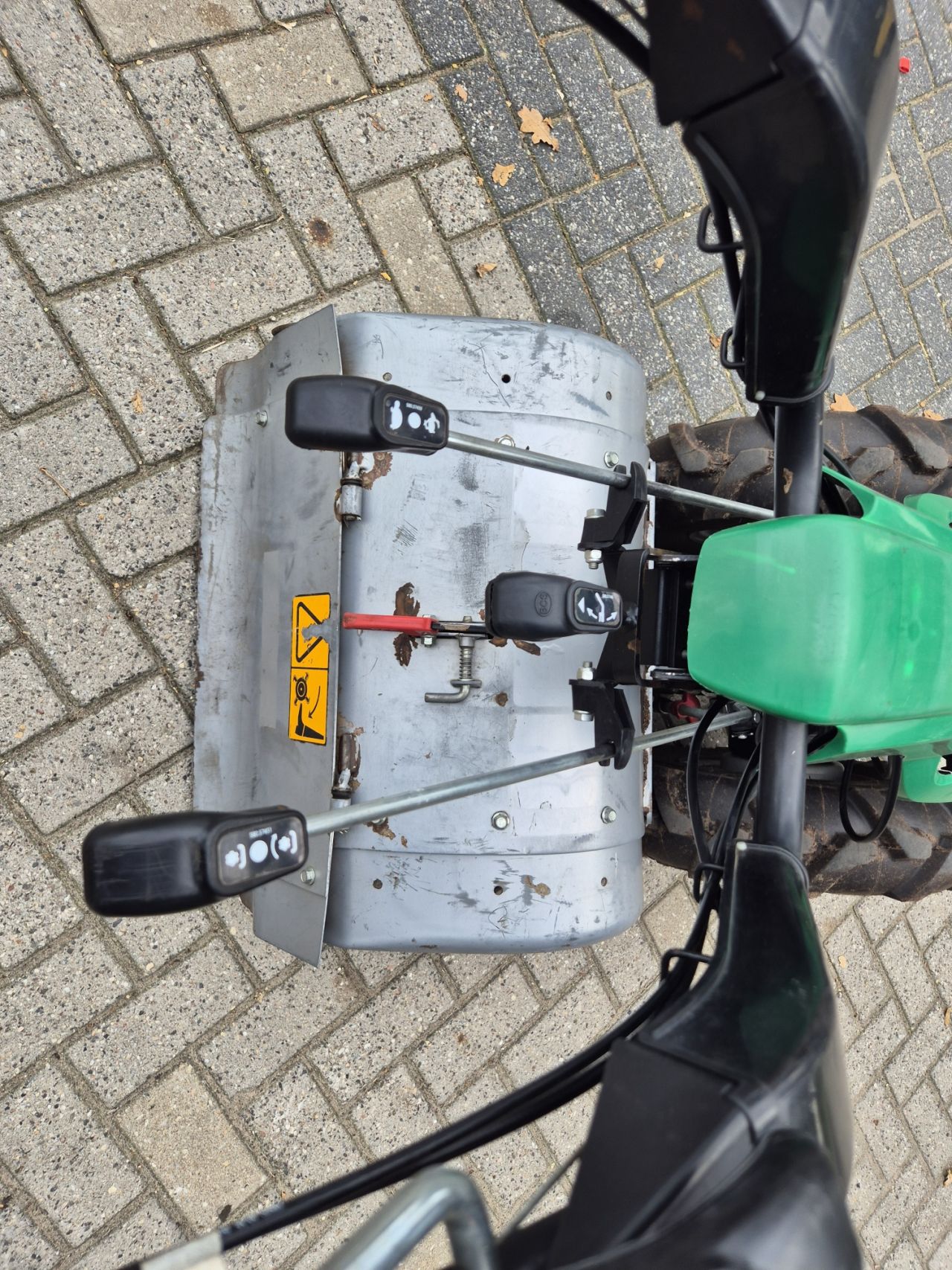 Gebruikte FERRARI 338 tuintrekker, 2-wielig, met frees