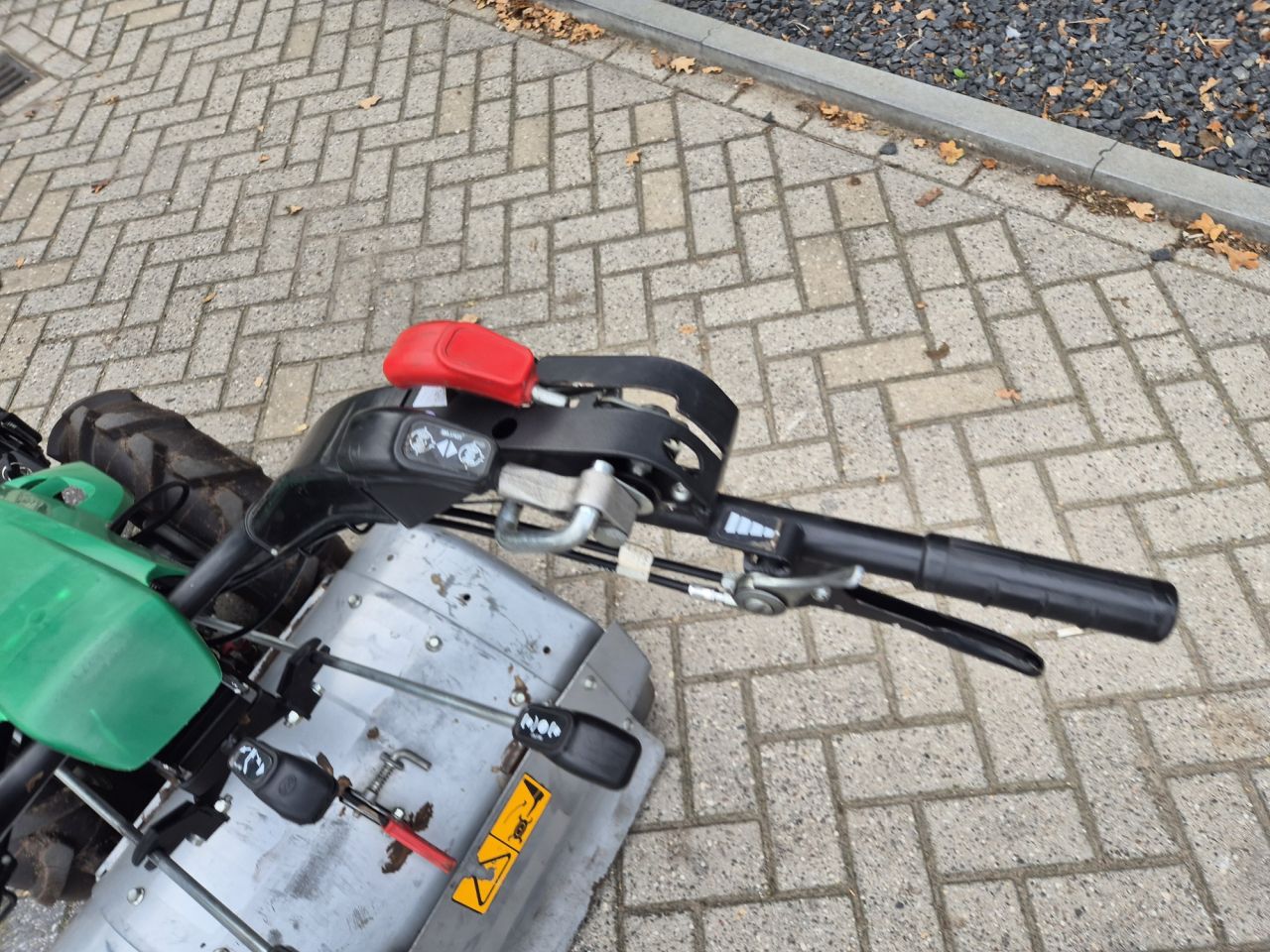 Gebruikte FERRARI 338 tuintrekker, 2-wielig, met frees