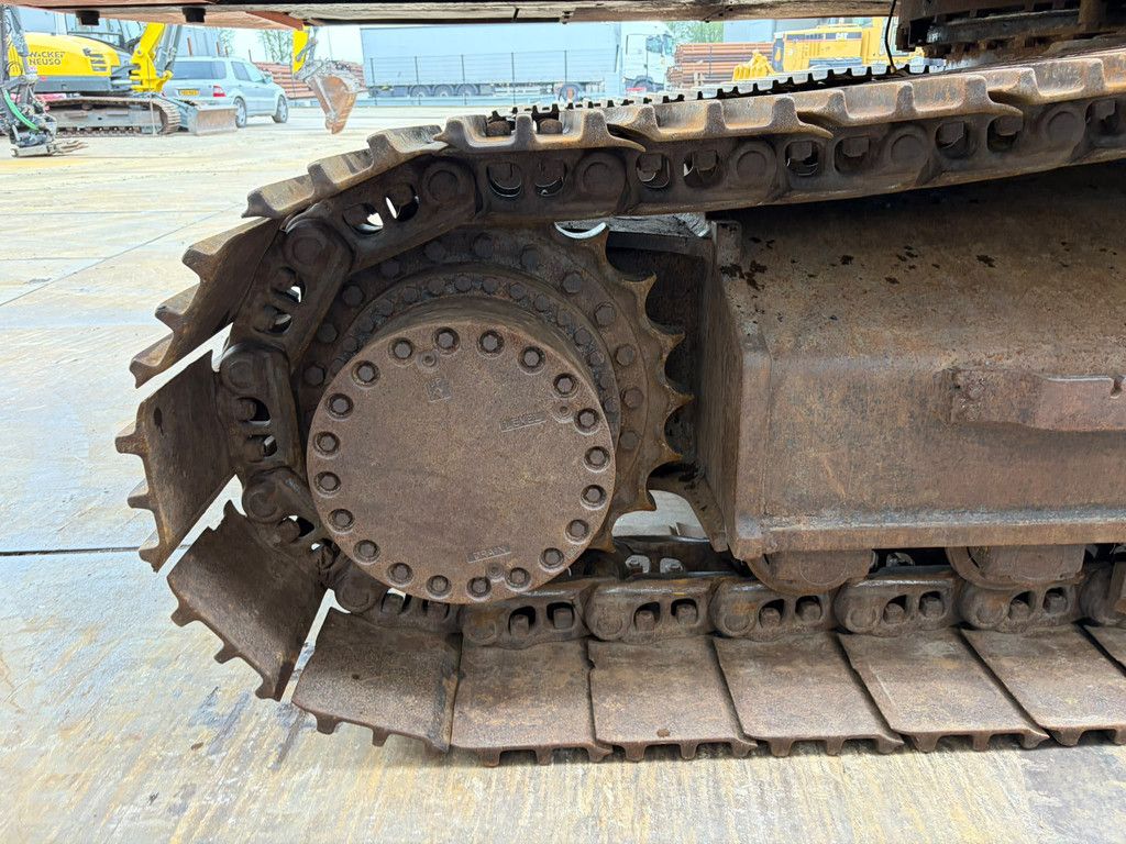 Hitachi ZX350LC-6