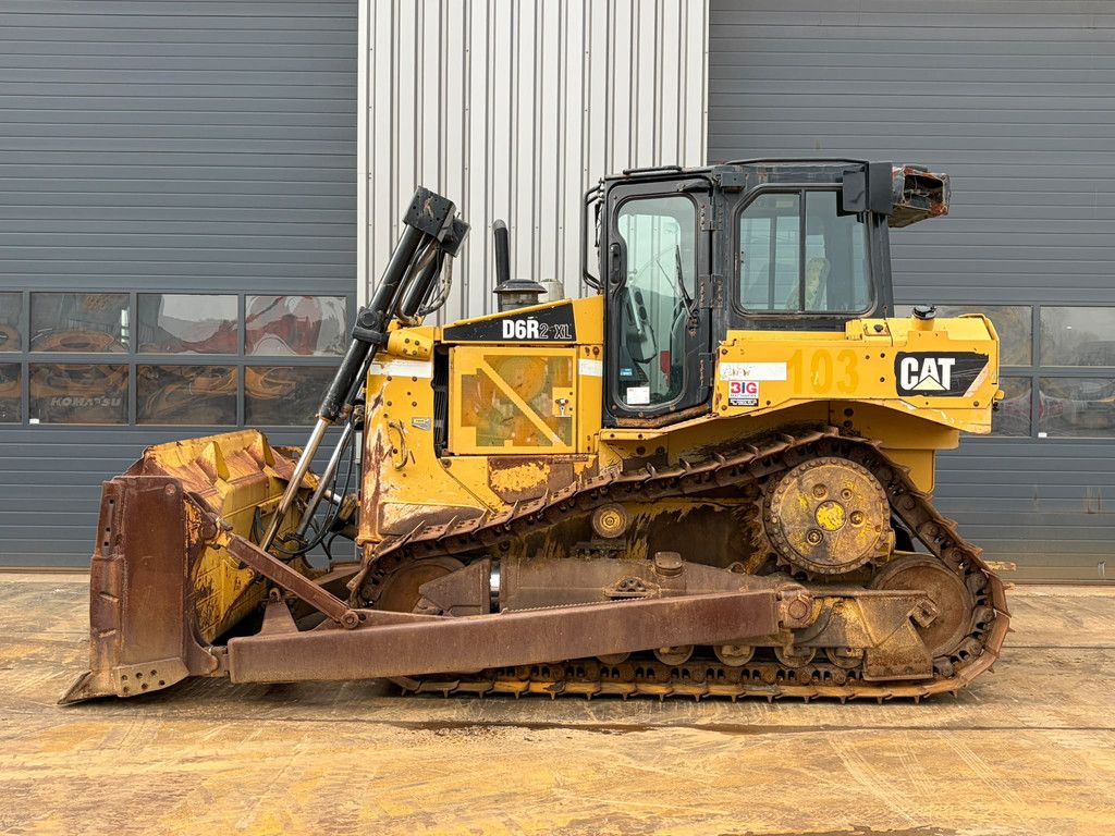 Caterpillar D6R2 XL