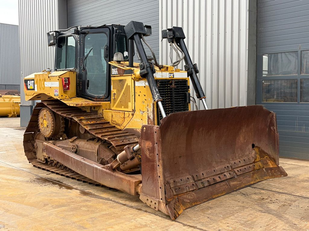 Caterpillar D6R2 XL