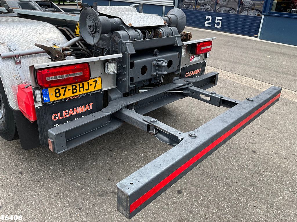 DAF FAQ CF 400 8x2 Euro 6 HMF 26 Tonmeter laadkraan Just 190.212 km!