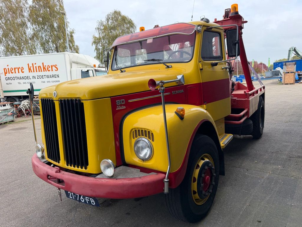 Scania L280 Takelwagen L80 38 A