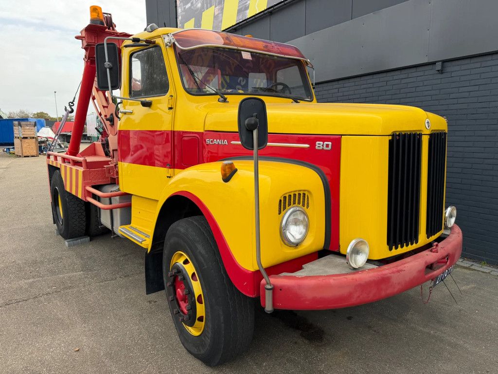 Scania L280 Takelwagen L80 38 A