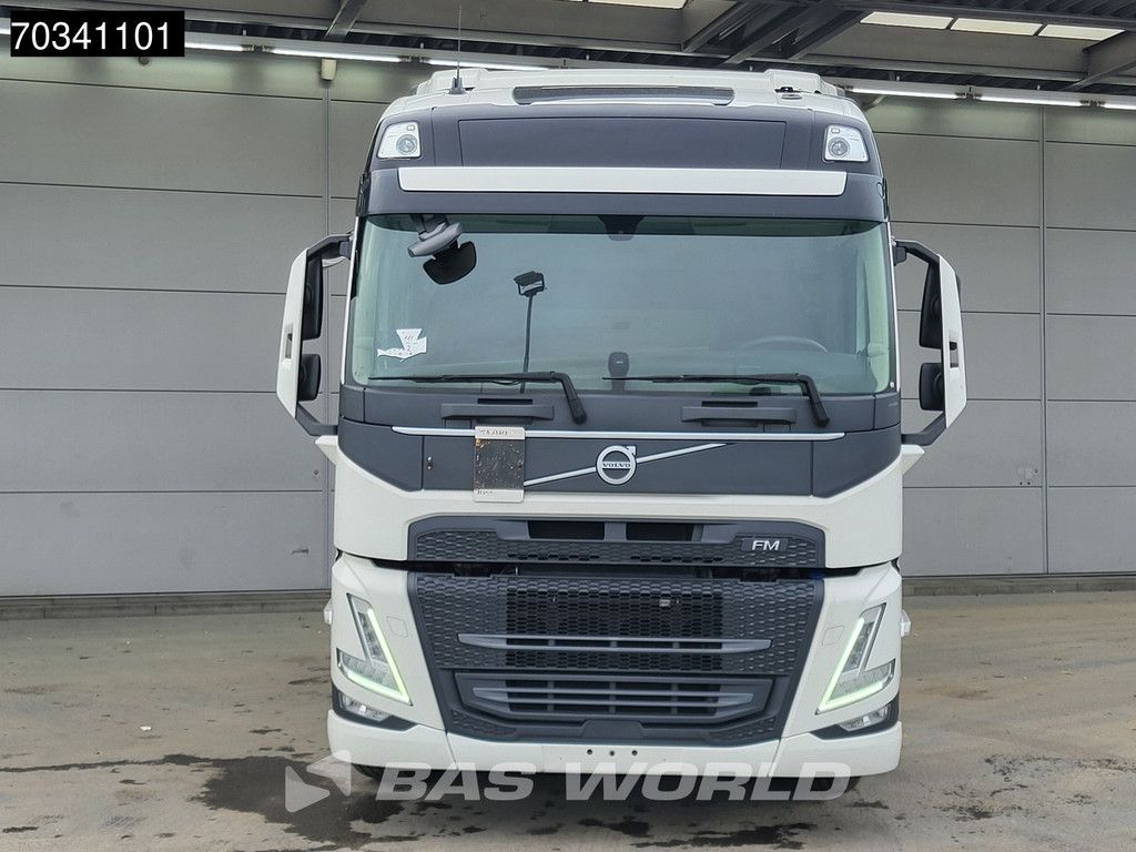 Volvo FM 460 4X2 Globe APK 09-2027 2x Tanks Navi