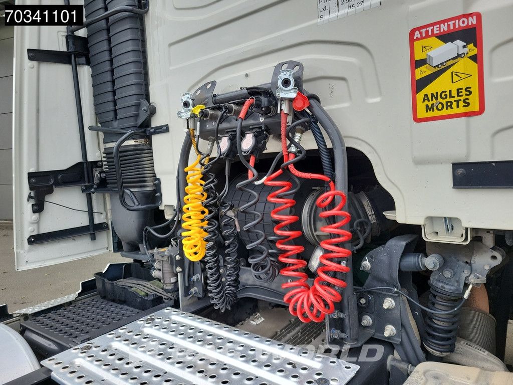 Volvo FM 460 4X2 Globe APK 09-2027 2x Tanks Navi