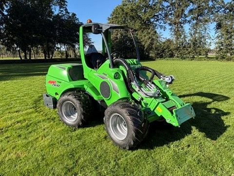 Nieuwe AVANT 760i TDL+ kniklader met hefhoogte 3,1 m