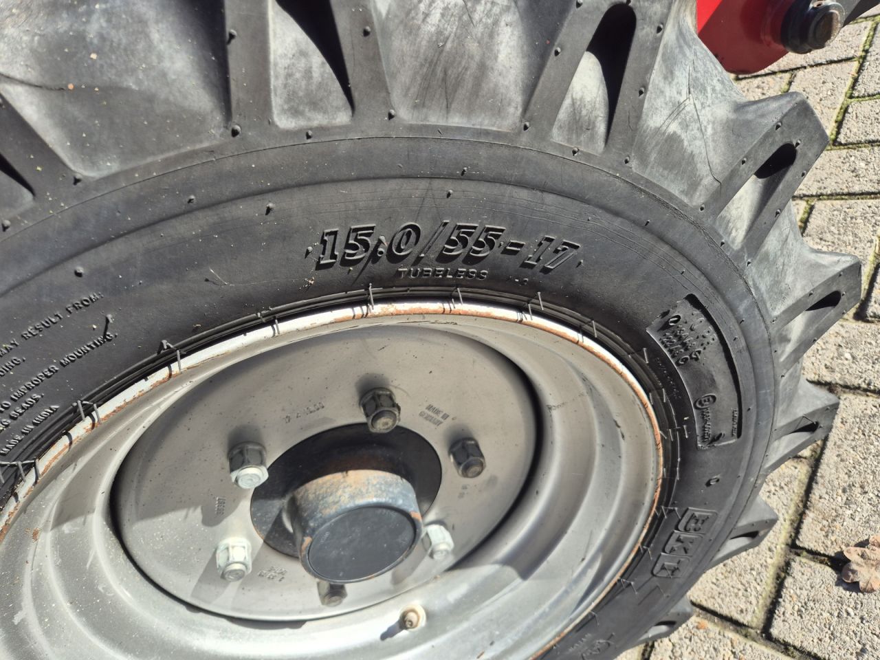 Gebruikte SCHÄFFER 4670 wiellader met gewicht van 3150 kgs