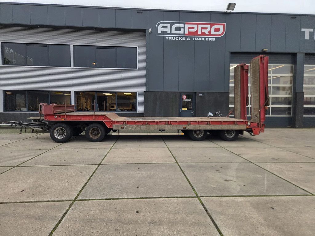 Nooteboom ASD 40 22 4 as bladgeveerd hydr rampen/verbreders