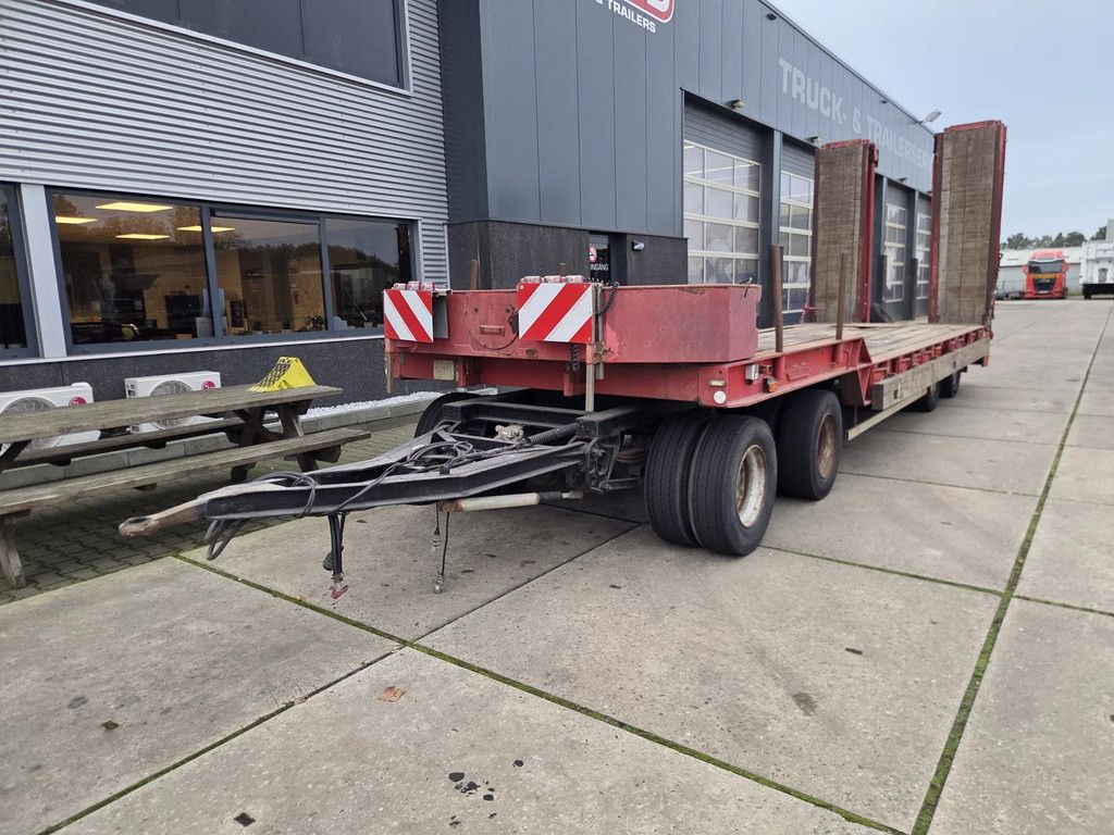 Nooteboom ASD 40 22 4 as bladgeveerd hydr rampen/verbreders
