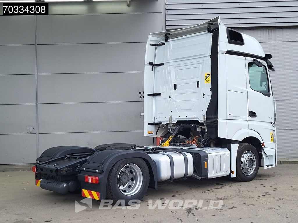 Mercedes Actros Actros 1948 4X2 BigSpace Mega Retarder 2x Tanks Standklima Navi ACC