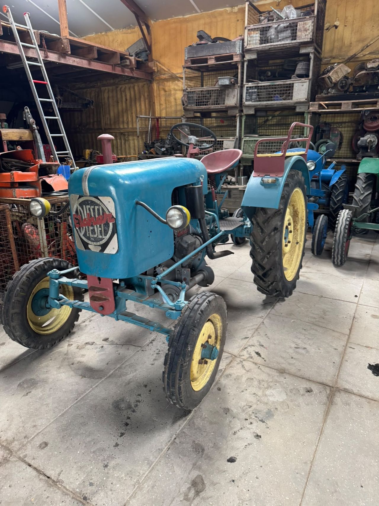 Eicher EK15 II