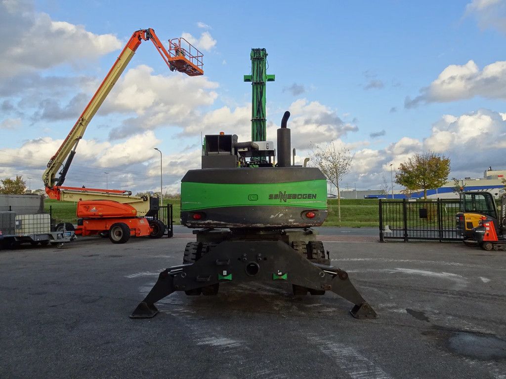 Sennebogen 818