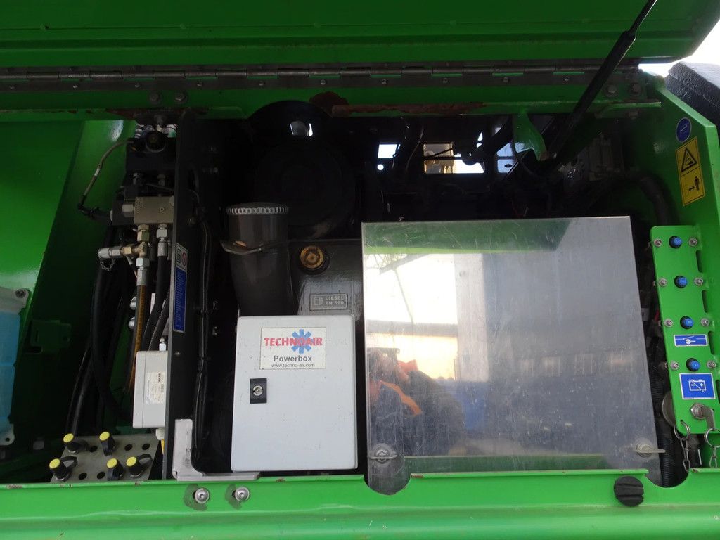 Sennebogen 818