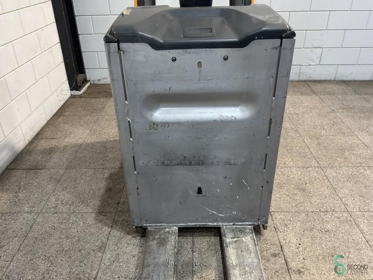 Pallet trucks Electric Still EXHS20 2021