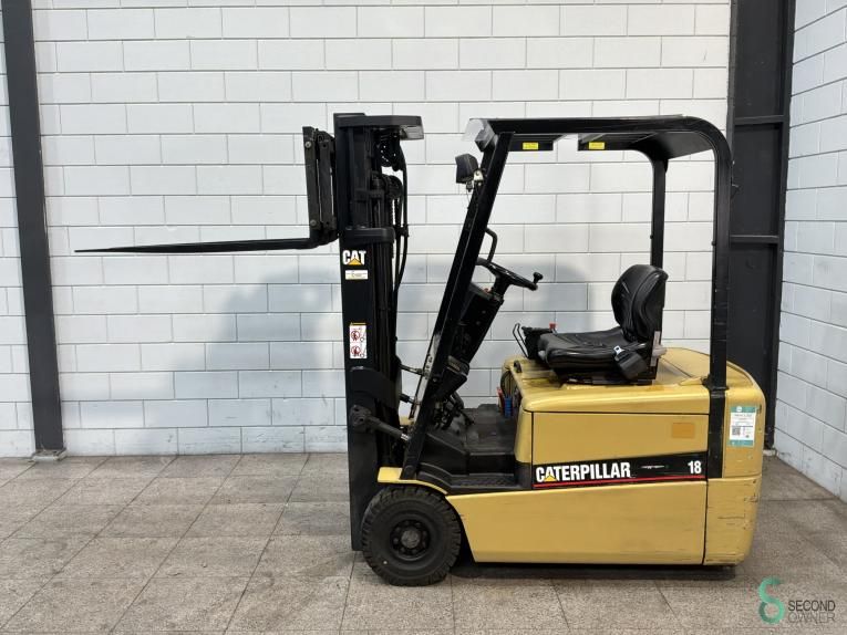 Gabelstapler Elektrisch Caterpillar EP18K 2000